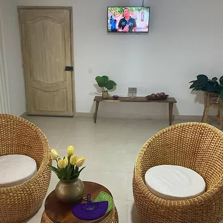 Apto Cerca A La Playa Y Al Aeropuerto Apartment