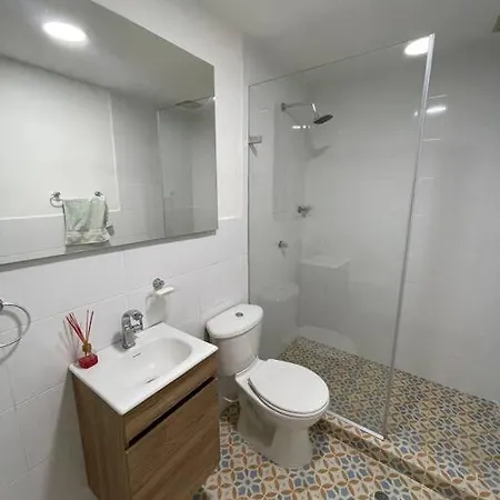 Apto Cerca A La Playa Y Al Aeropuerto Apartamento
